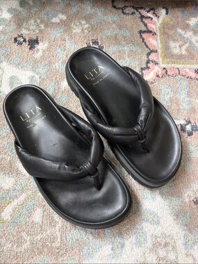Lita by Ciara • Puffy Leather Chunky Sandal (Size 6)